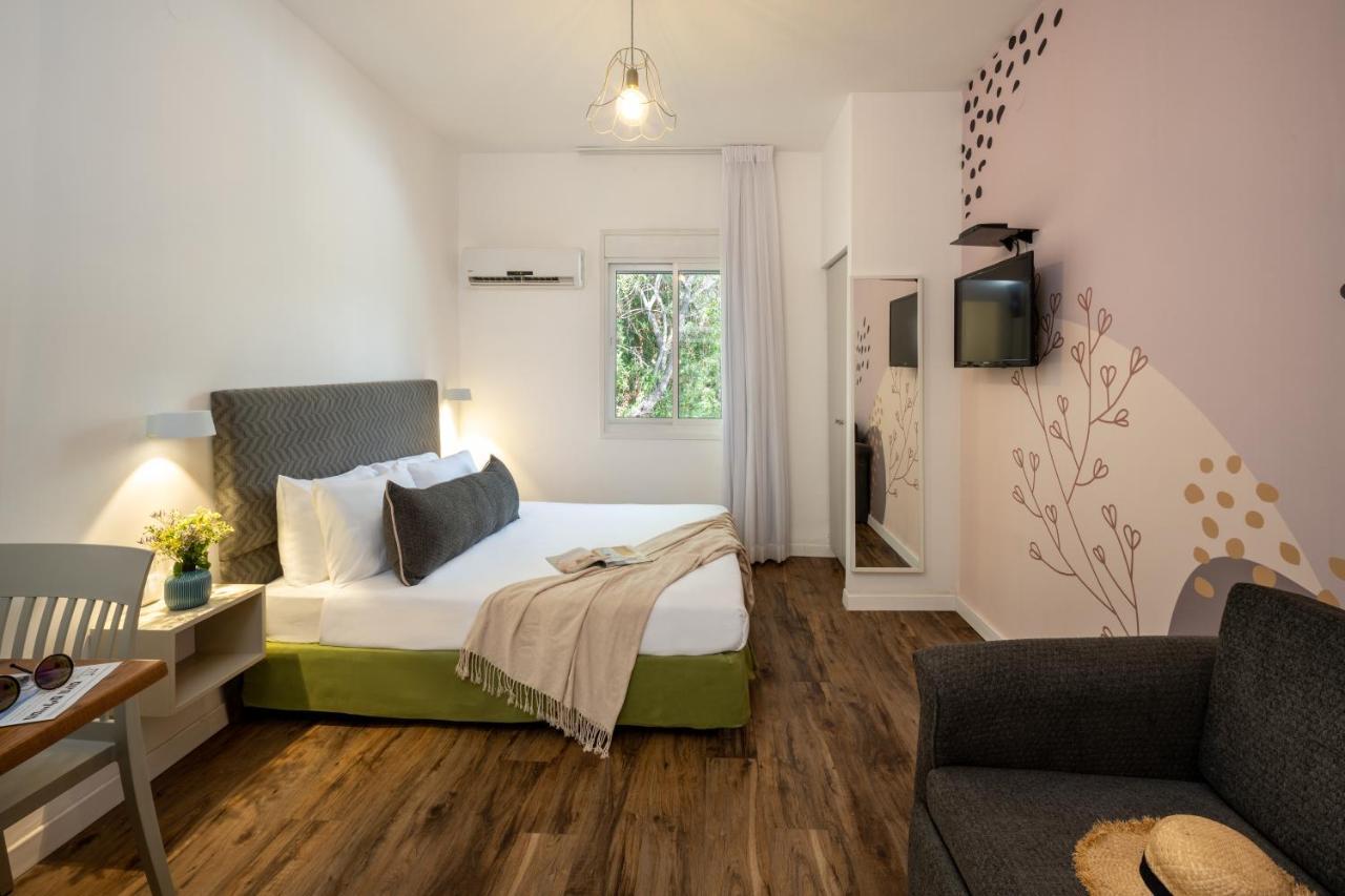 Travel Hotel Eilon Elon Exteriör bild